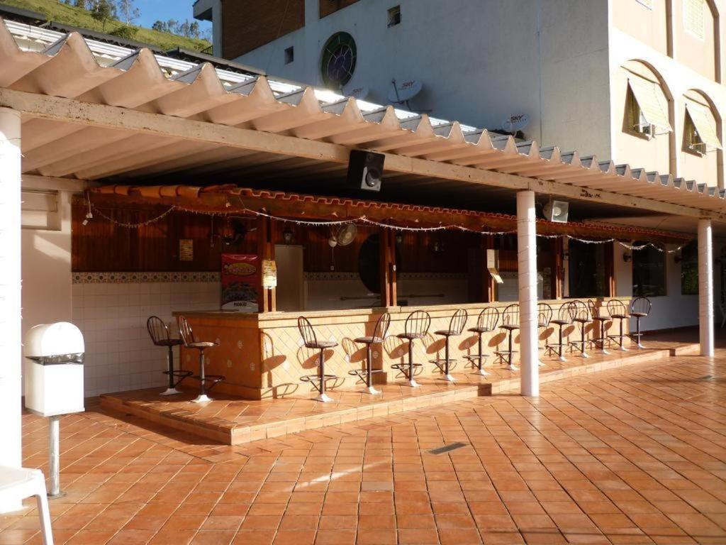 Agradavel Flat - Cavalinho Branco - Aguas De Lindoia Apartment Exterior foto
